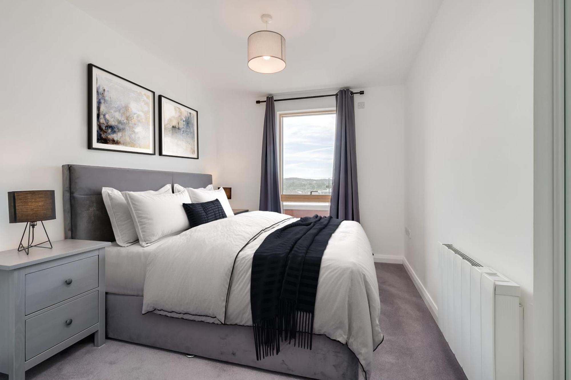 Premium Corporate & Family-friendly In *